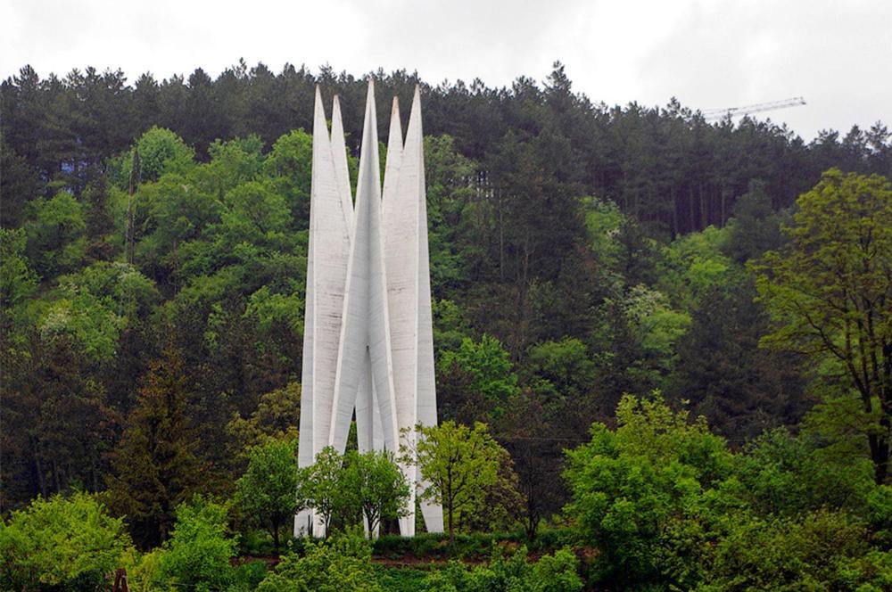 Petit Dilijan Bed & Breakfast Bagian luar foto